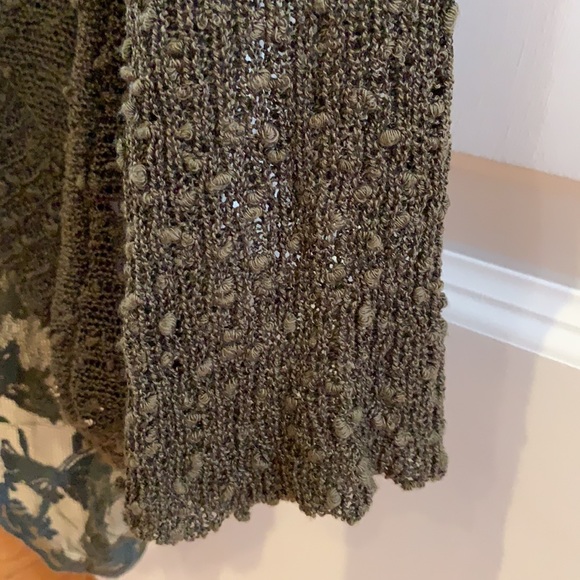 LF Olive Sweater with Lace Bottom - Picture 3 of 7